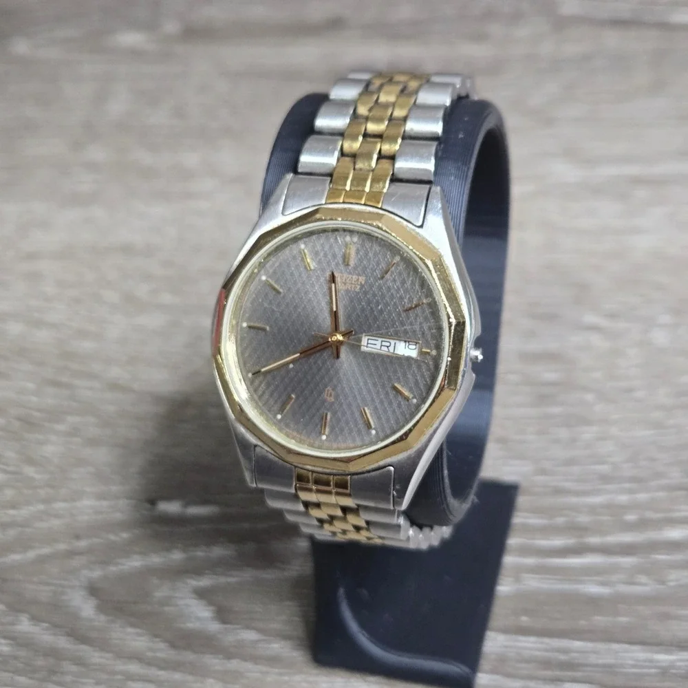 Vintage Citizen Quartz Watch Two Tone Day Date Grey Tapestry Dial GN-4W-S Japan